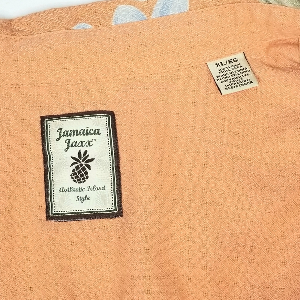 Jamaica Jaxx Silk Hawaiian Button Down Shirt - Picture 6 of 7